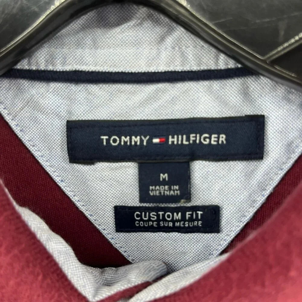 Tommy Hilfiger Polo Shirt Men's Sz M Maroon Custom Fit 2-Button Embroidered Logo - Picture 9 of 10